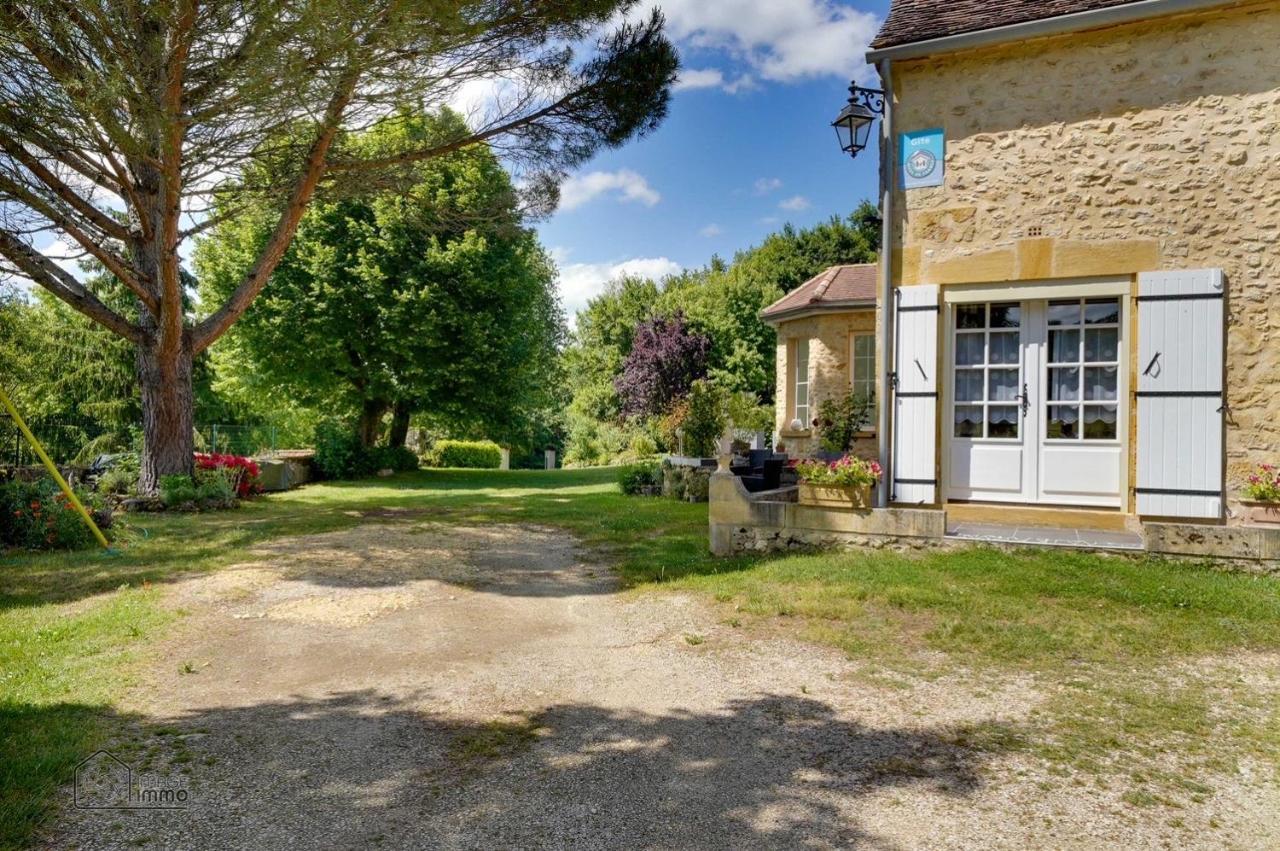 Bed and Breakfast Les Camelias Lalinde Exterior foto